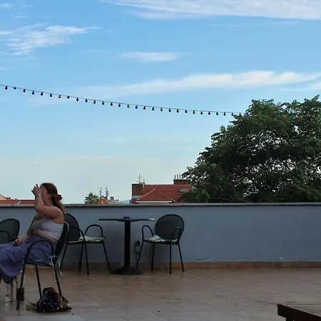 Quasimodo Hostel *