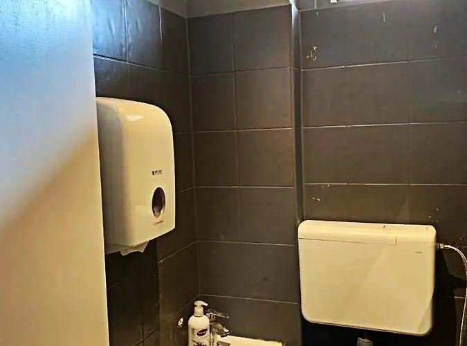 Quasimodo (adults Only) Hostel