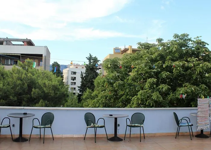 Quasimodo (adults Only) Hostel *