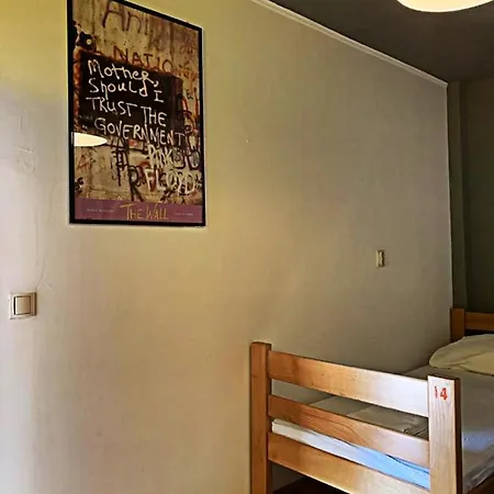 Quasimodo (adults Only) * Split